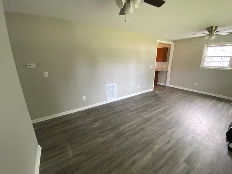 219 Eldorado Ave - Photo 4 of 14