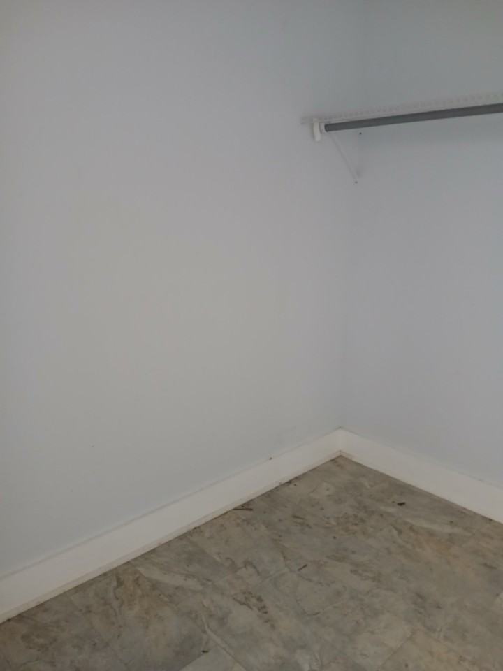 406 Voorhies St #B - Photo 5 of 10