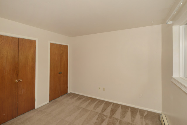 611 Stover St #4 - Photo 2 of 5