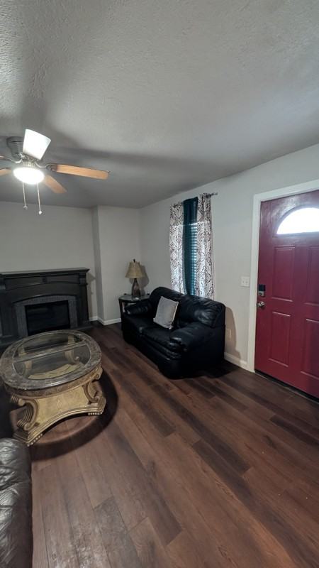 1004 Ne 28th St #1-2-3-4 - Photo 6 of 27
