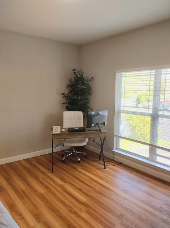 895 Forest Ave #203 - Photo 5 of 6