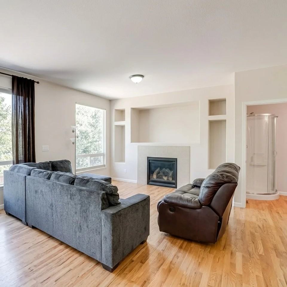 1395 E 100th Ln - Photo 4 of 50