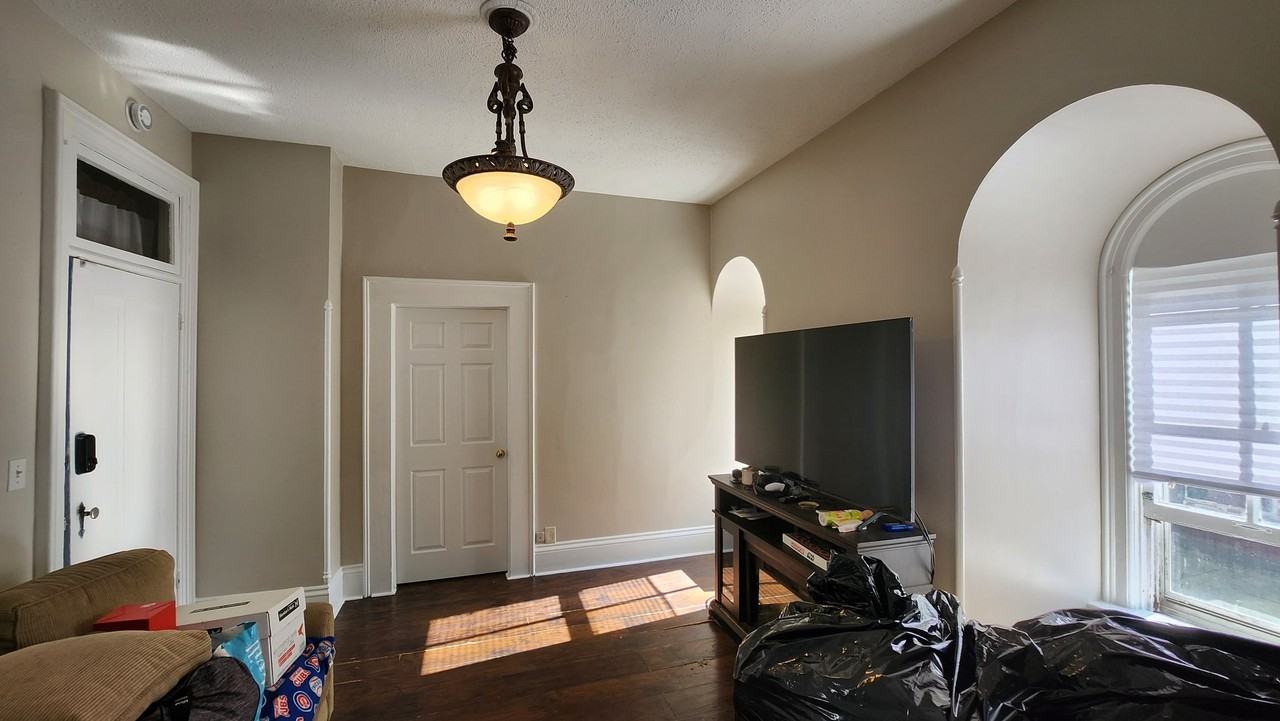 363 Prairie St #4 - Photo 5 of 7