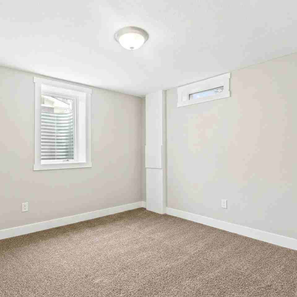 89 W 81st Pl - Photo 5 of 17