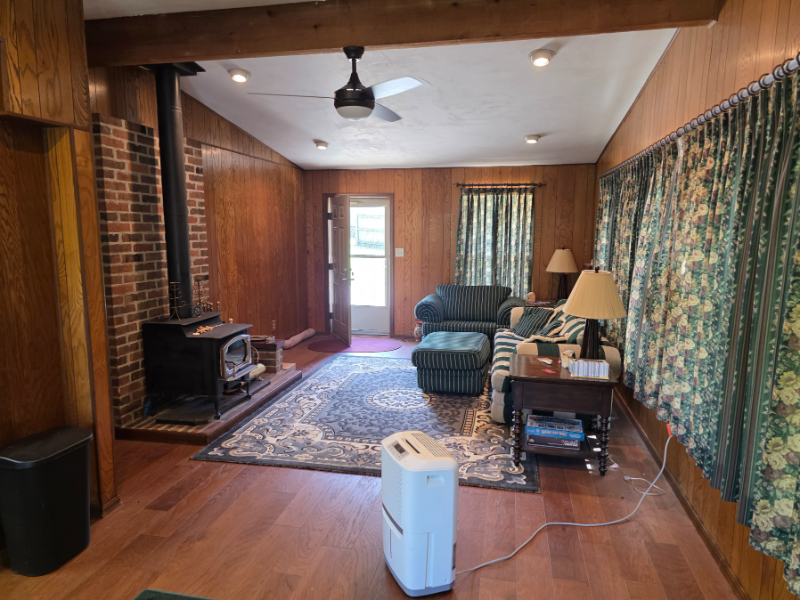221 Anchor Rd - Photo 7 of 15