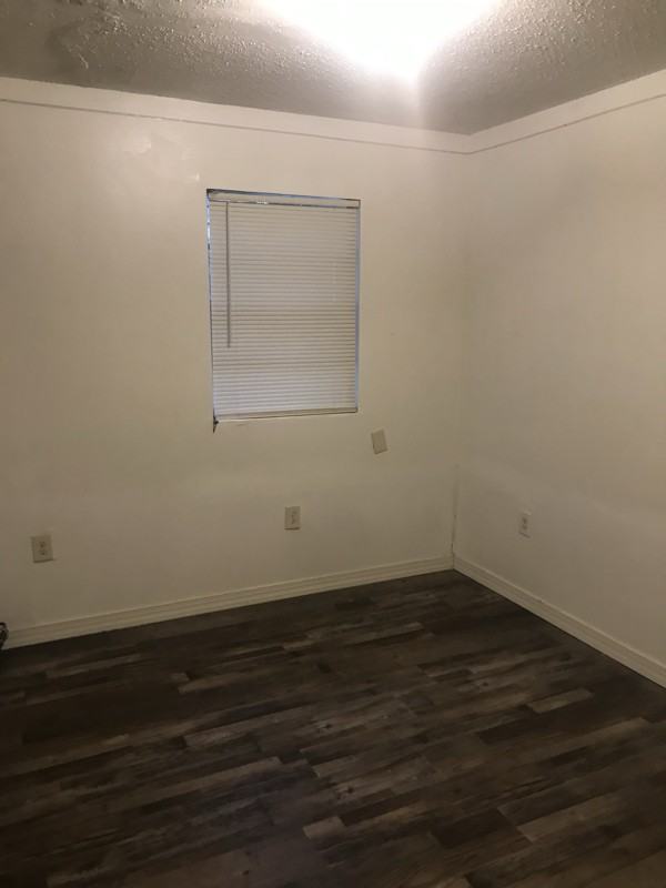 3009 Gaines St - Photo 5 of 7