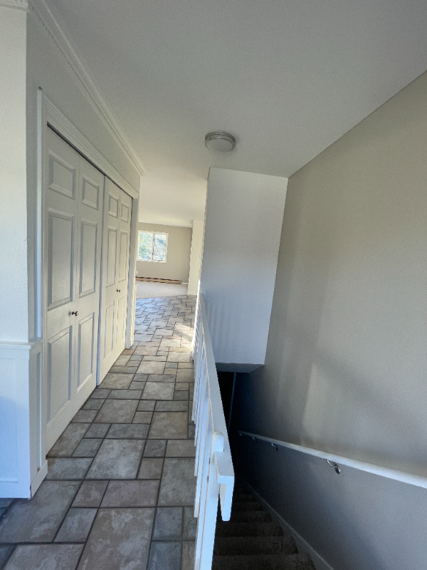1901 Grant St - Photo 4 of 18
