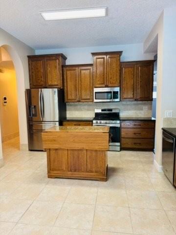 2574 Whispering Pines Dr - Photo 7 of 24