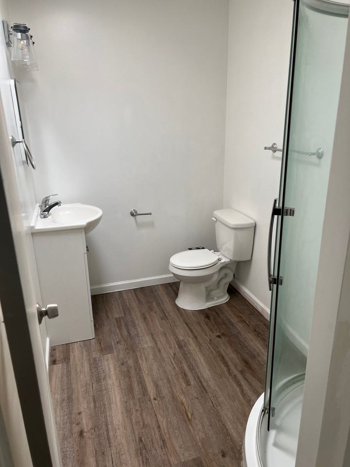 640 Northw #A - Photo 2 of 7