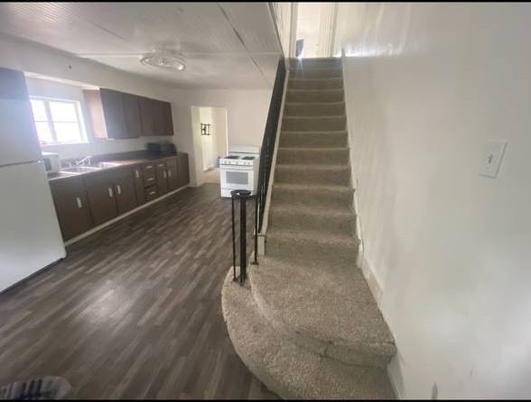 208 1st Avenue - Photo 2 of 9