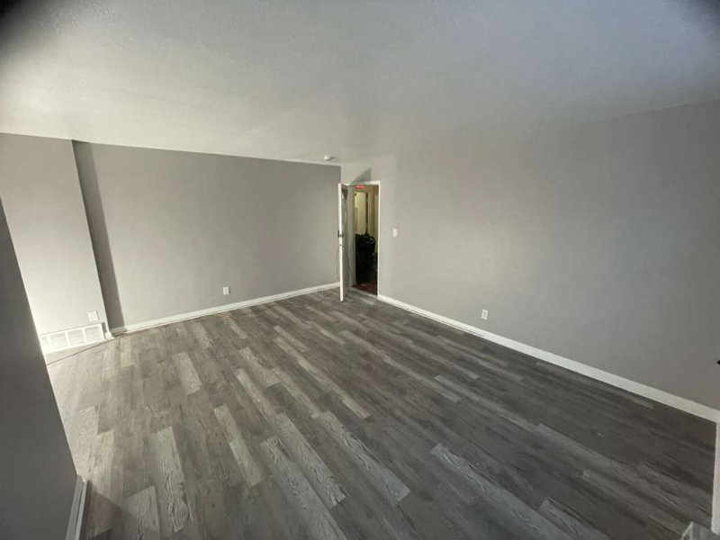 1500 Luxor Rd East Cleveland, Oh 44118, Usa #205 - Photo 2 of 9