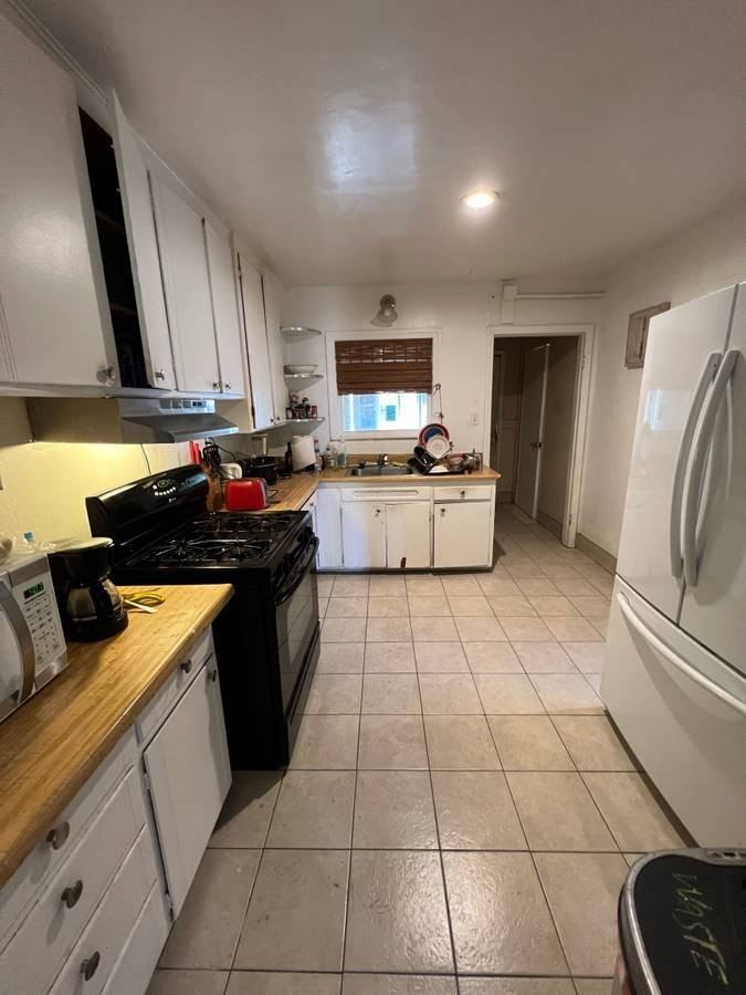 2481 Walters Way - Photo 2 of 2