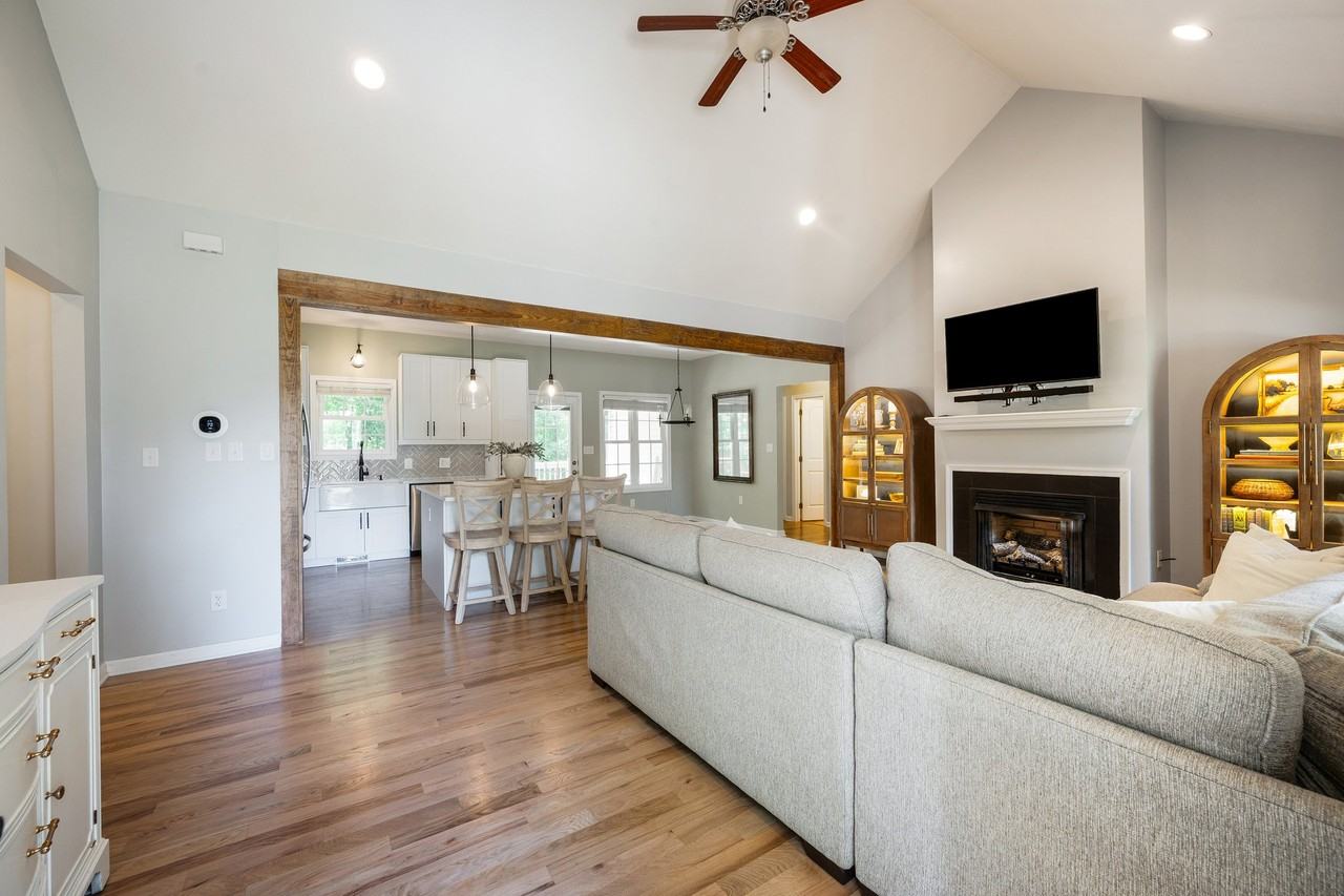 883 Little Bear Ln - Photo 6 of 50