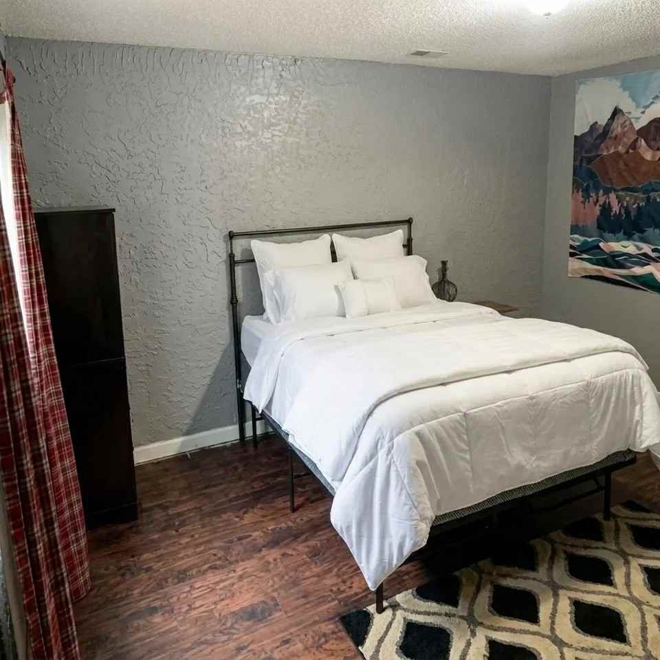 6435 Chantilly Pl - Photo 2 of 49