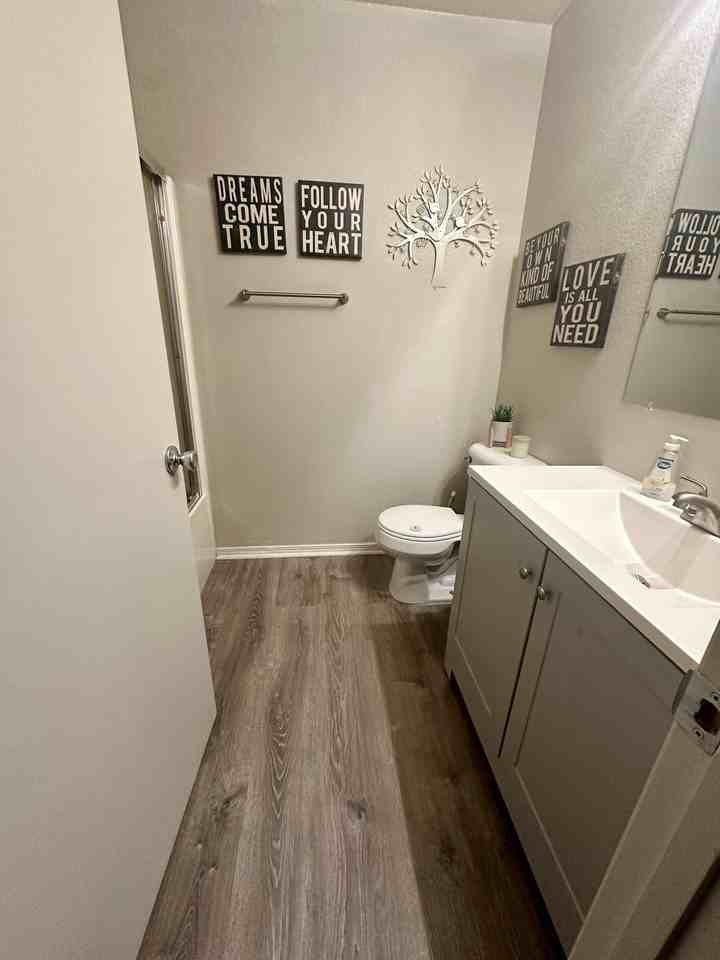 516 Park Ave #B - Photo 3 of 8
