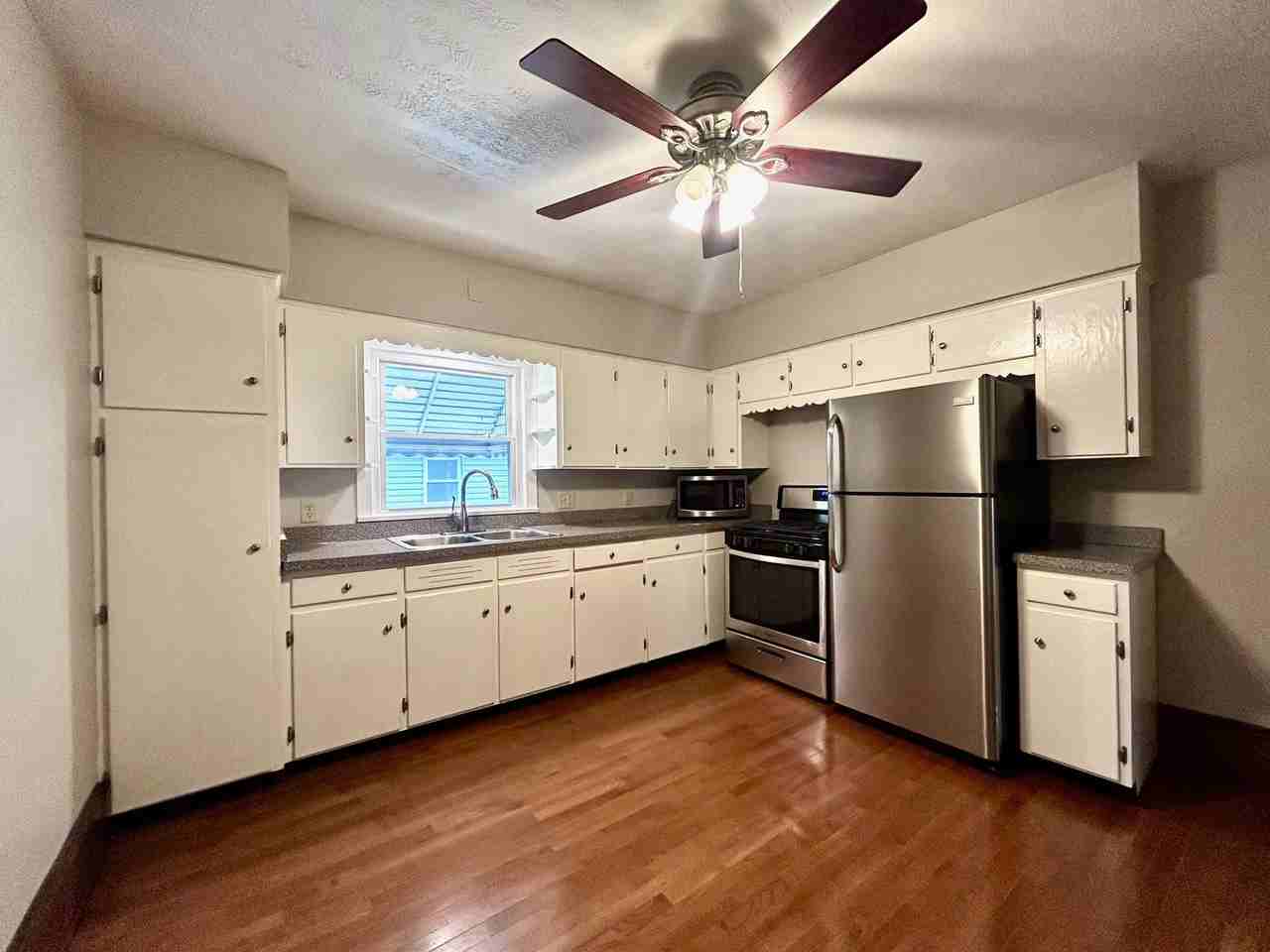 199 Beck Ave #2 - Photo 2 of 13
