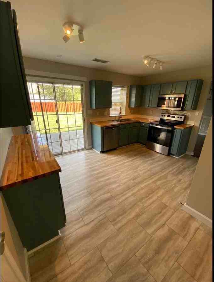 9934 Gray Dove Ct - Photo 3 of 20