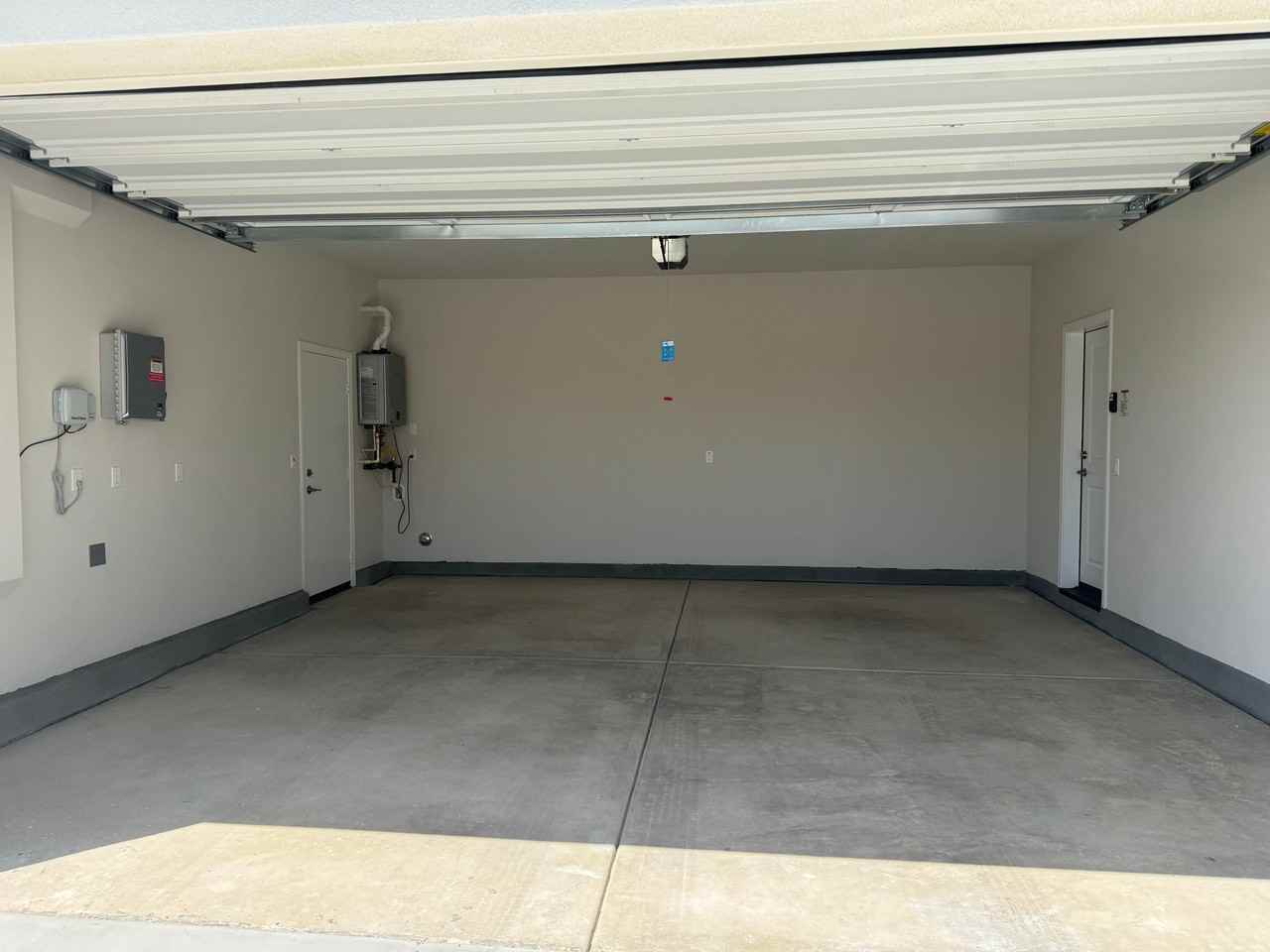 7206 Veranda Ln - Photo 2 of 28
