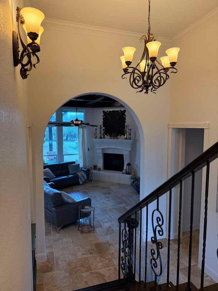 1155 Glenwood Loop - Photo 6 of 50