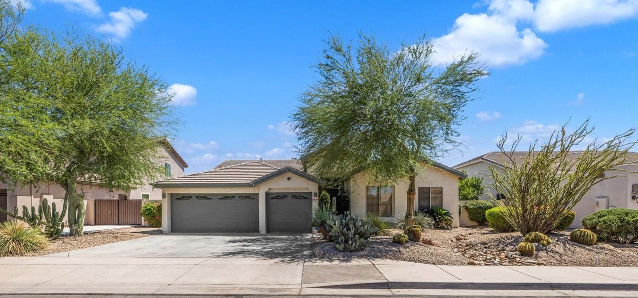 9639 E Lobo Ave