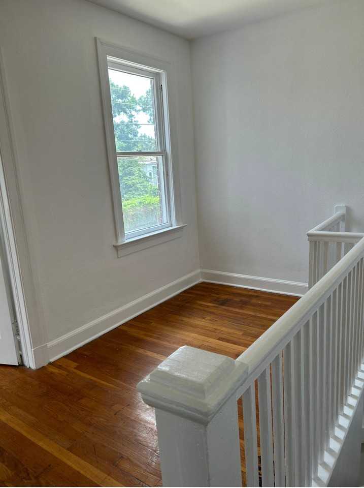 768 Acosta St - Photo 5 of 18