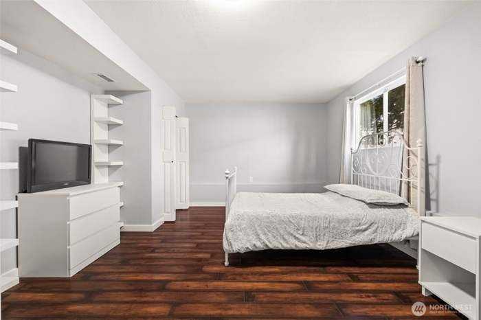 19234 121st Pl Se - Photo 7 of 15