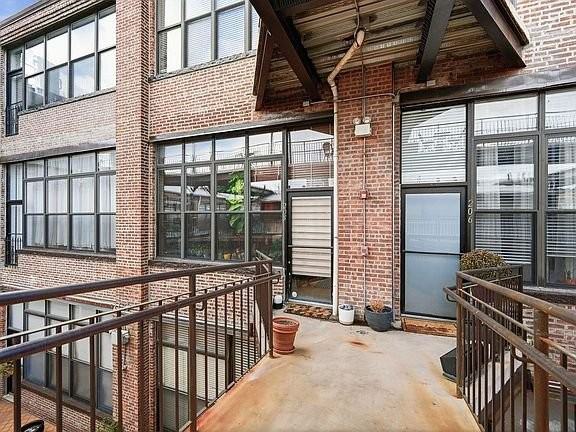 15 Enterprise Ct #22 - Photo 2 of 20