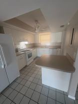 706 Se 13th Ct #D - Photo 1 of 1