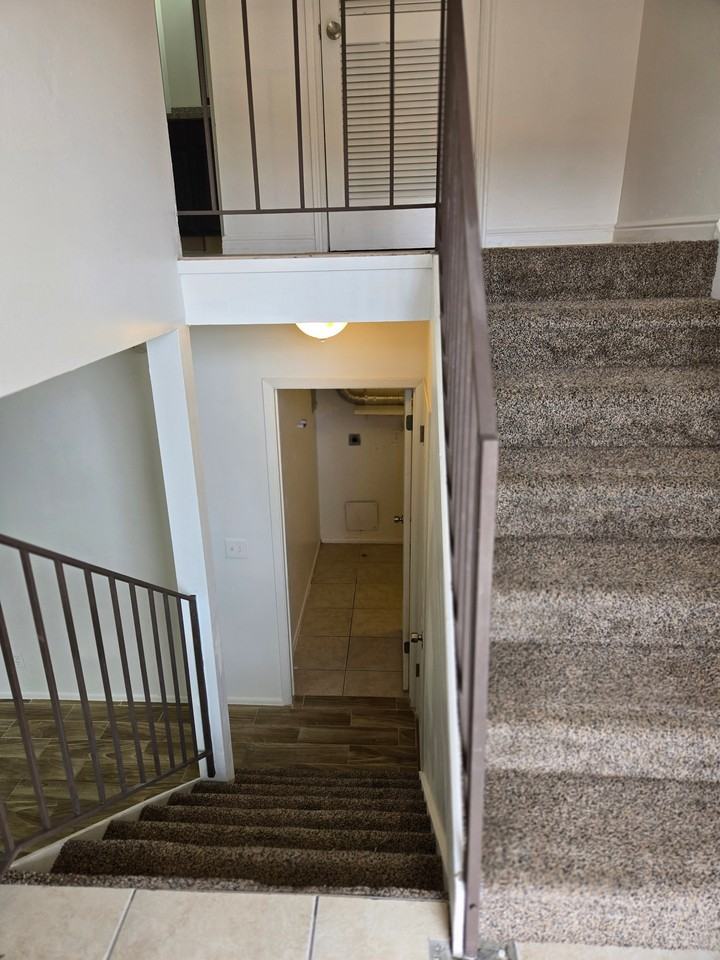 72 Park Ave #72PARKAVE - Photo 2 of 19