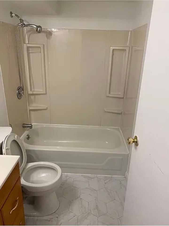 7615 Colony Ave - Photo 6 of 7