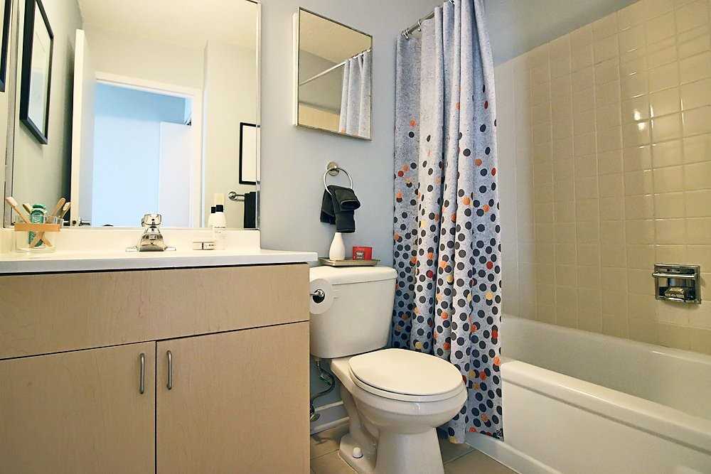 1210 S Michigan Ave - Photo 6 of 13