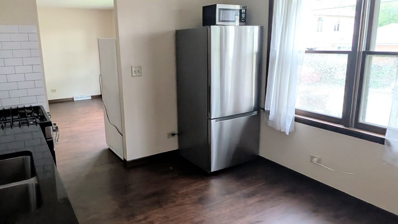7535 W Hanover St #1 - Photo 5 of 11