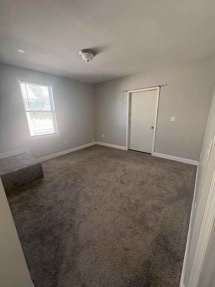 2304 Tioga Pkwy #2 - Photo 7 of 9