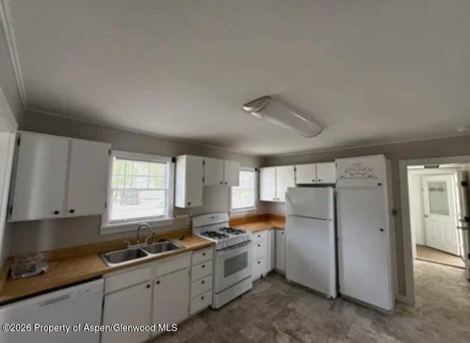 700 Taylor St - Photo 2 of 9