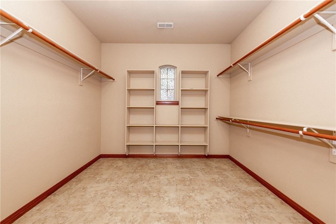 3902 Sw Banbury Dr - Photo 5 of 15