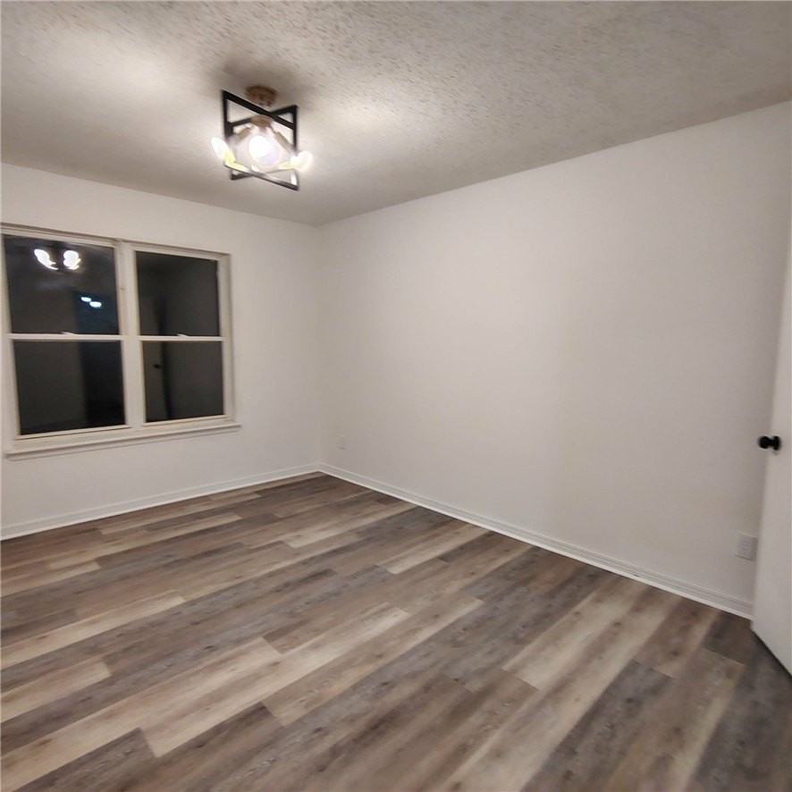 3129 Glen Flora Way - Photo 4 of 10