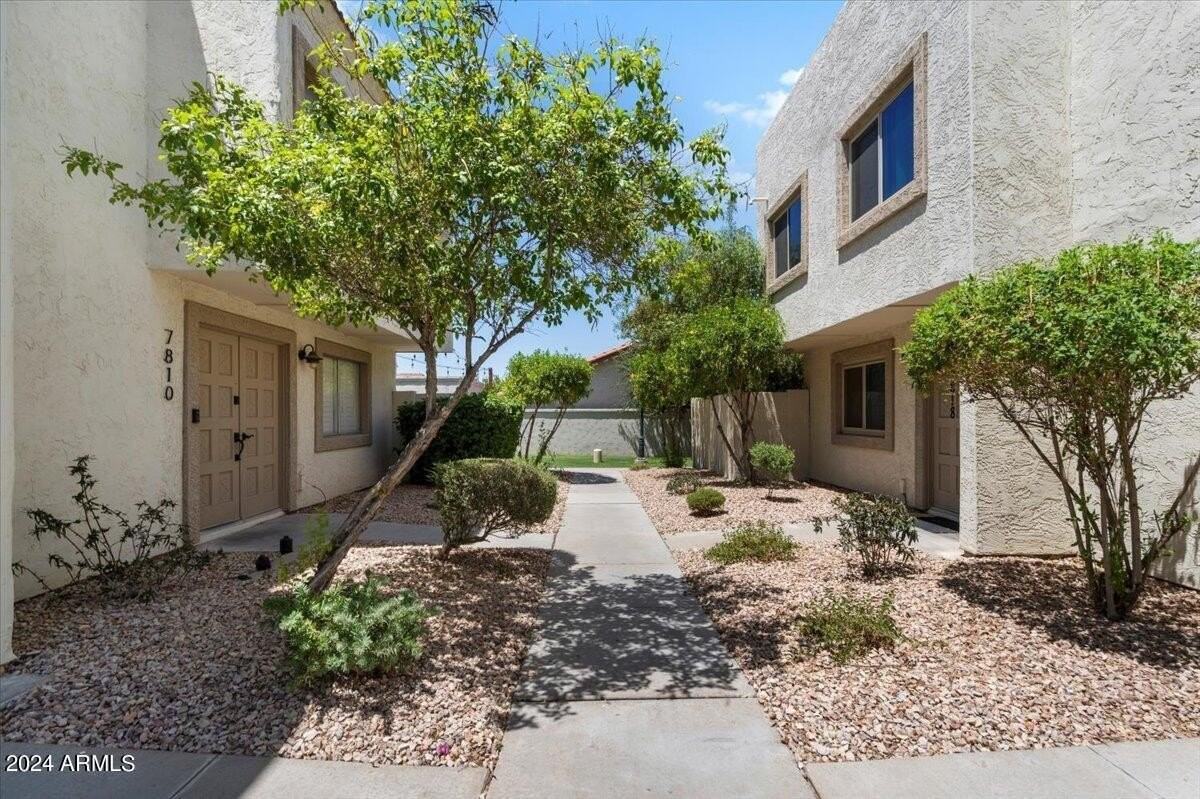 7810 E Keim Dr