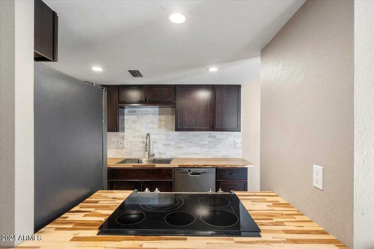 7810 E Keim Dr - Photo 7 of 20