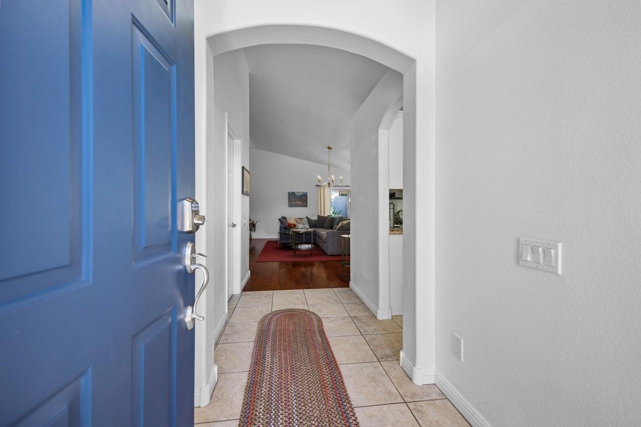 7362 E Hanover Way - Photo 4 of 31
