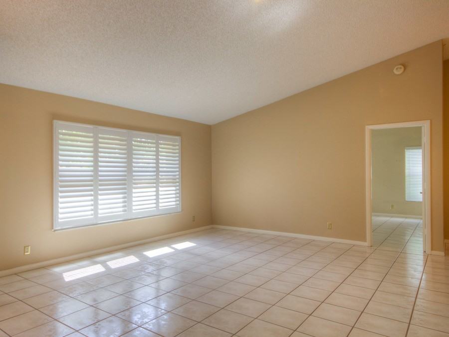 5020 NW 64th Dr - Photo 2 of 16