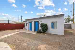 703 W 1st Pl #4 - Photo 1 of 1
