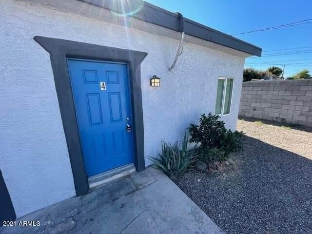 703 W 1st Pl #4 - Photo 2 of 11