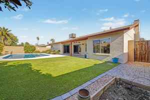 featured image of 1056 W Pecos Ave