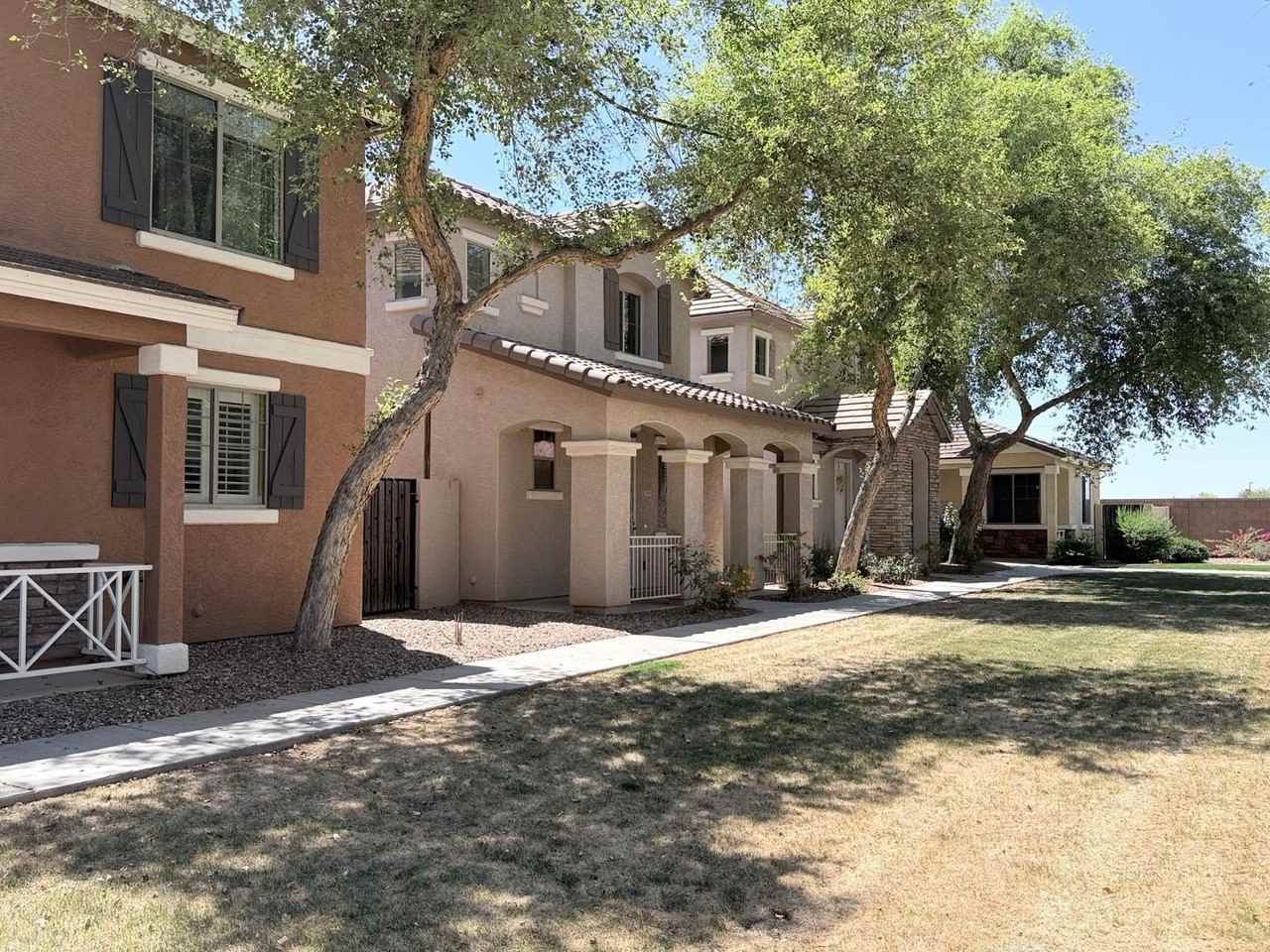 3938 S Napa Ln - Photo 4 of 19