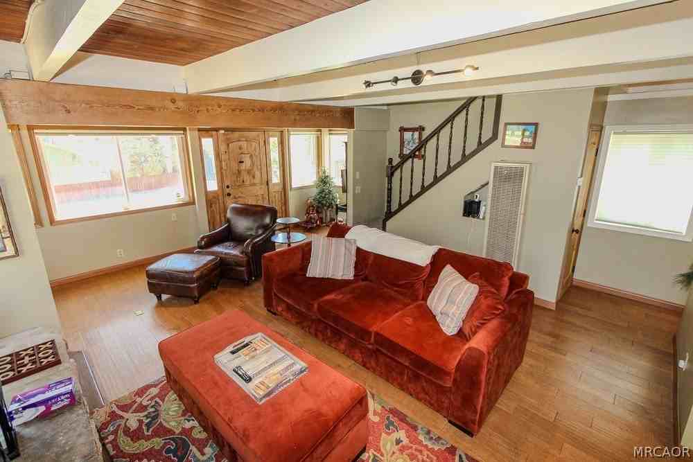 1159 Anita Ave - Photo 6 of 34