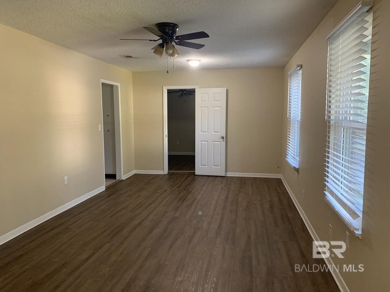 22 Cavalry Cir - Photo 6 of 9