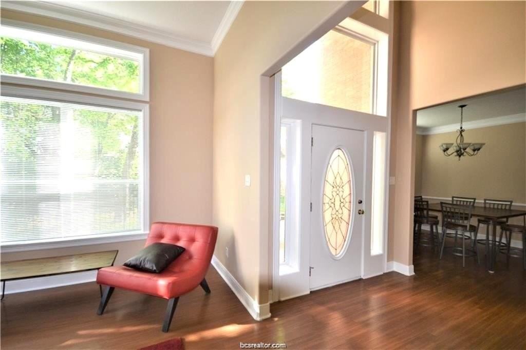 315 Chimney Hill Dr - Photo 2 of 12