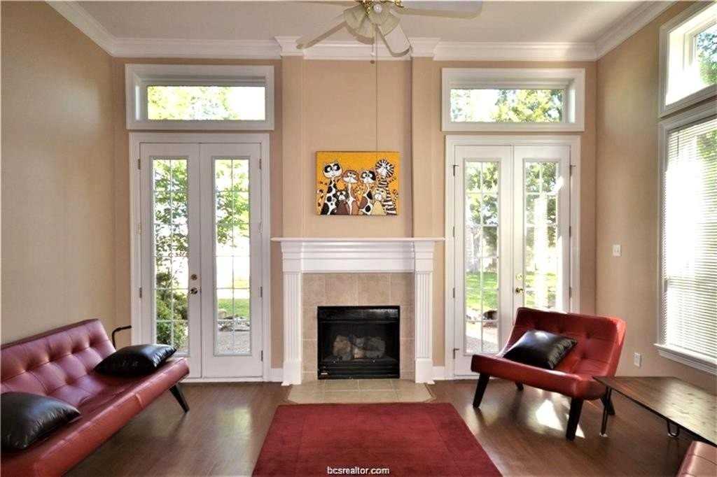315 Chimney Hill Dr - Photo 3 of 12