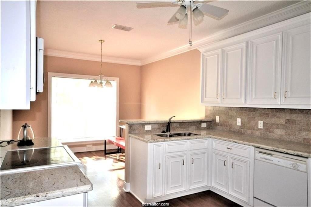 315 Chimney Hill Dr - Photo 4 of 12