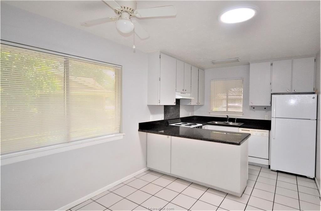 1713 Lawyer St #B - Photo 6 of 12